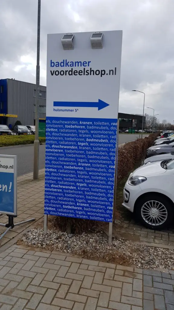 Reclamezuil voor badkamervoordeelshop.nl door Mull2media