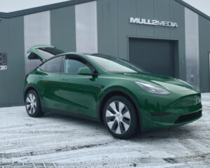 Groene carwrap voor Tesla Y
