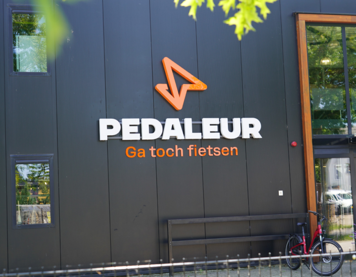 Gevelreclame Pedaleur